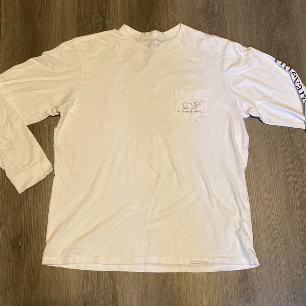 Men’s Vineyard Vines Tee
